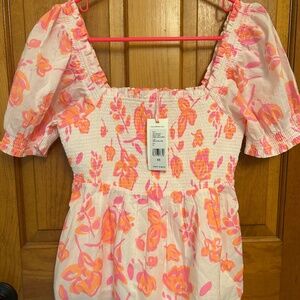Vineyard vines, summer bloom, floral, smocked puff sleeve cotton top